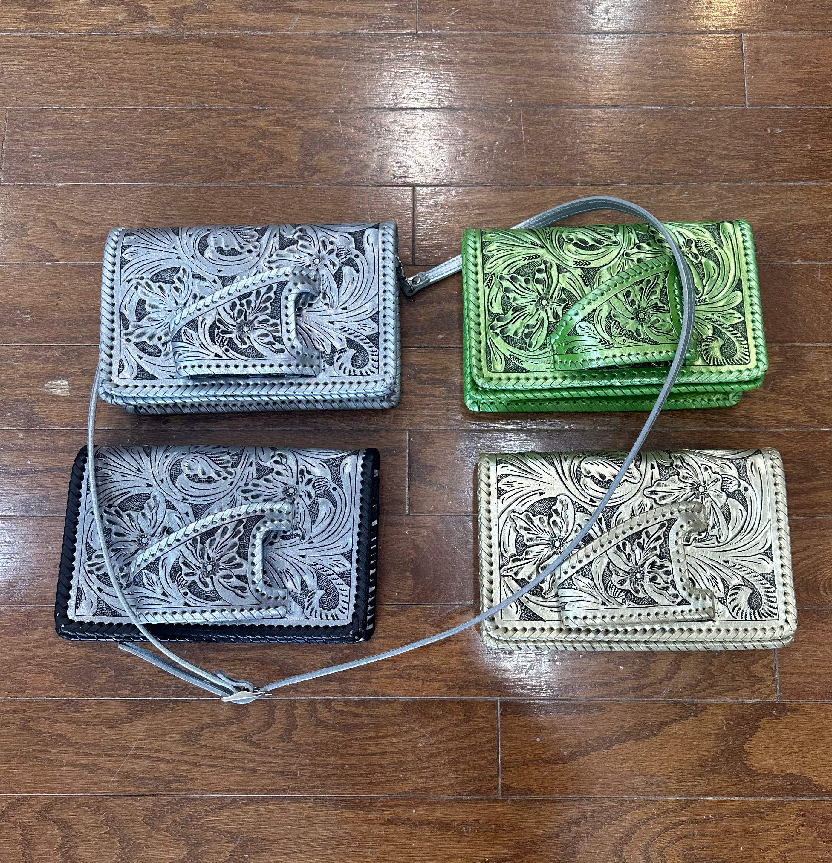 El Guante Tooled Purse